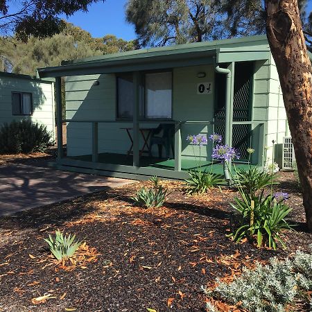 Lake Albert Caravan Park Hotel Meningie Kültér fotó