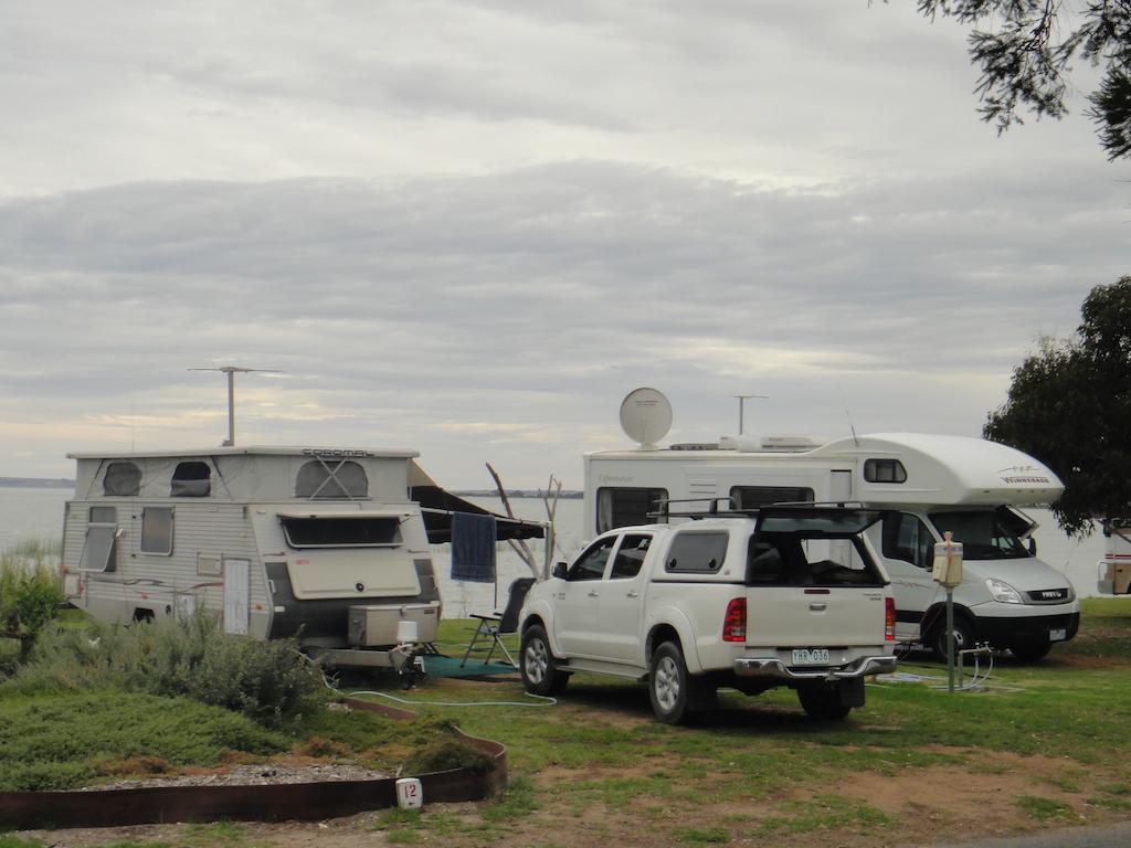 Lake Albert Caravan Park Hotel Meningie Kültér fotó