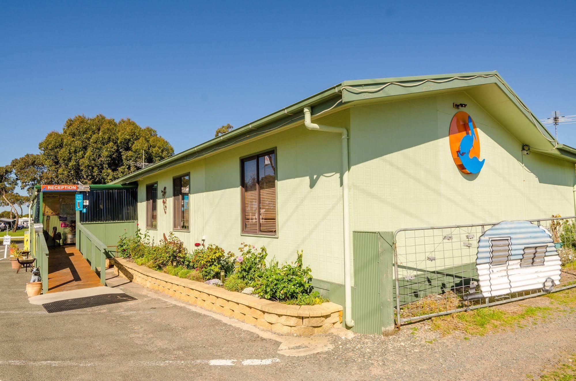 Lake Albert Caravan Park Hotel Meningie Kültér fotó